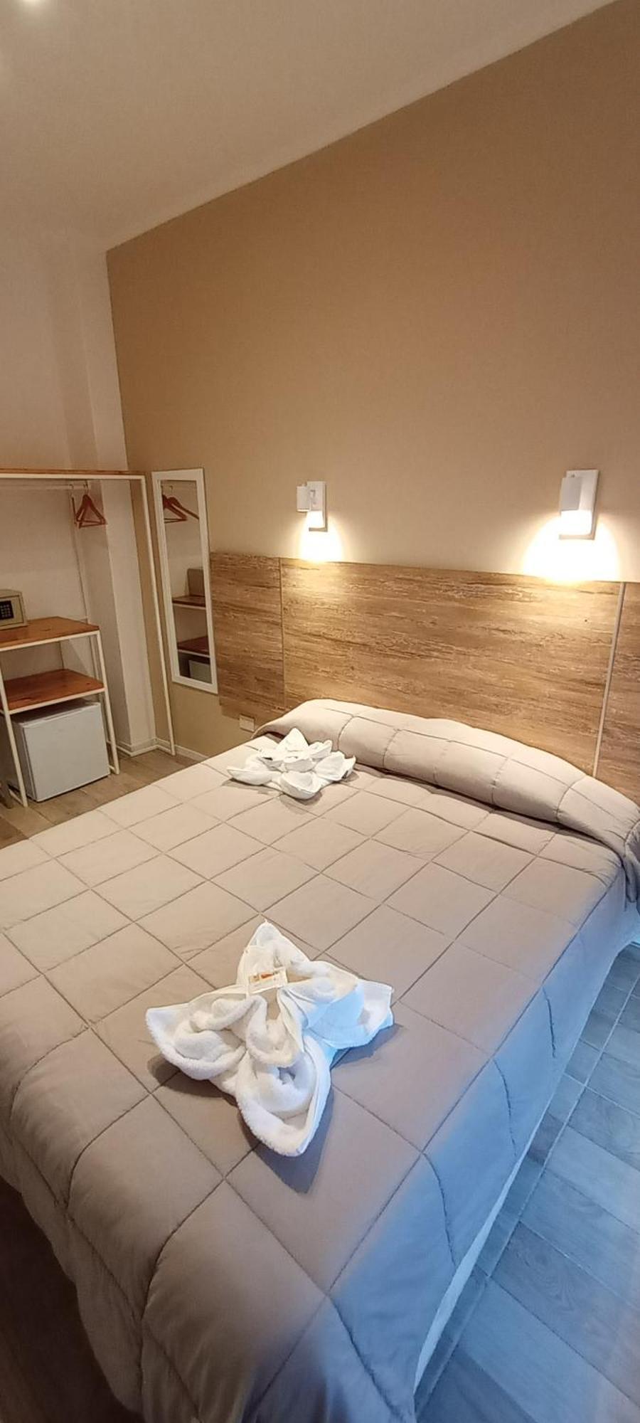 Hotel Milan Buenos Aires Buitenkant foto
