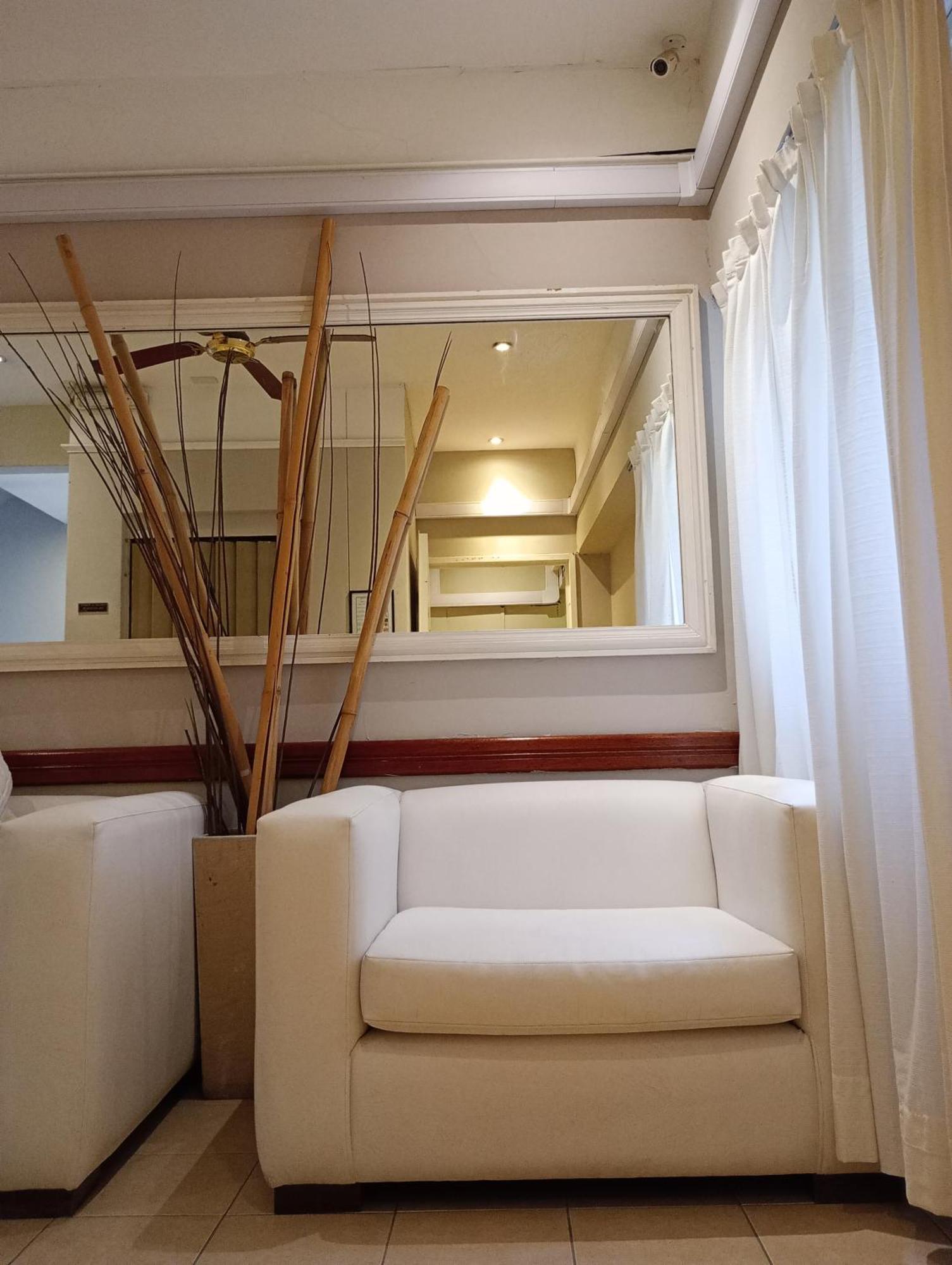Hotel Milan Buenos Aires Buitenkant foto